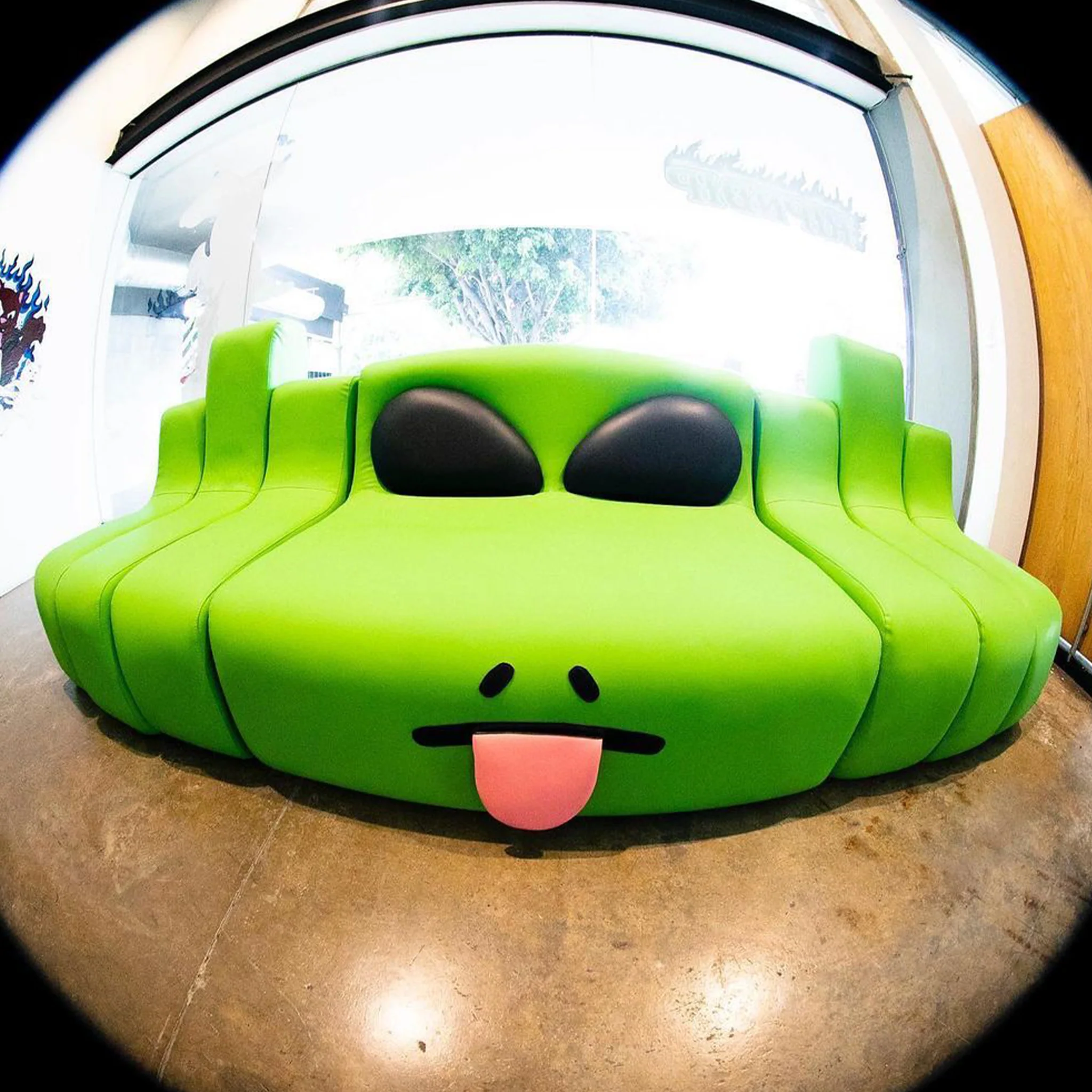 Alien Face Couch - Image 3