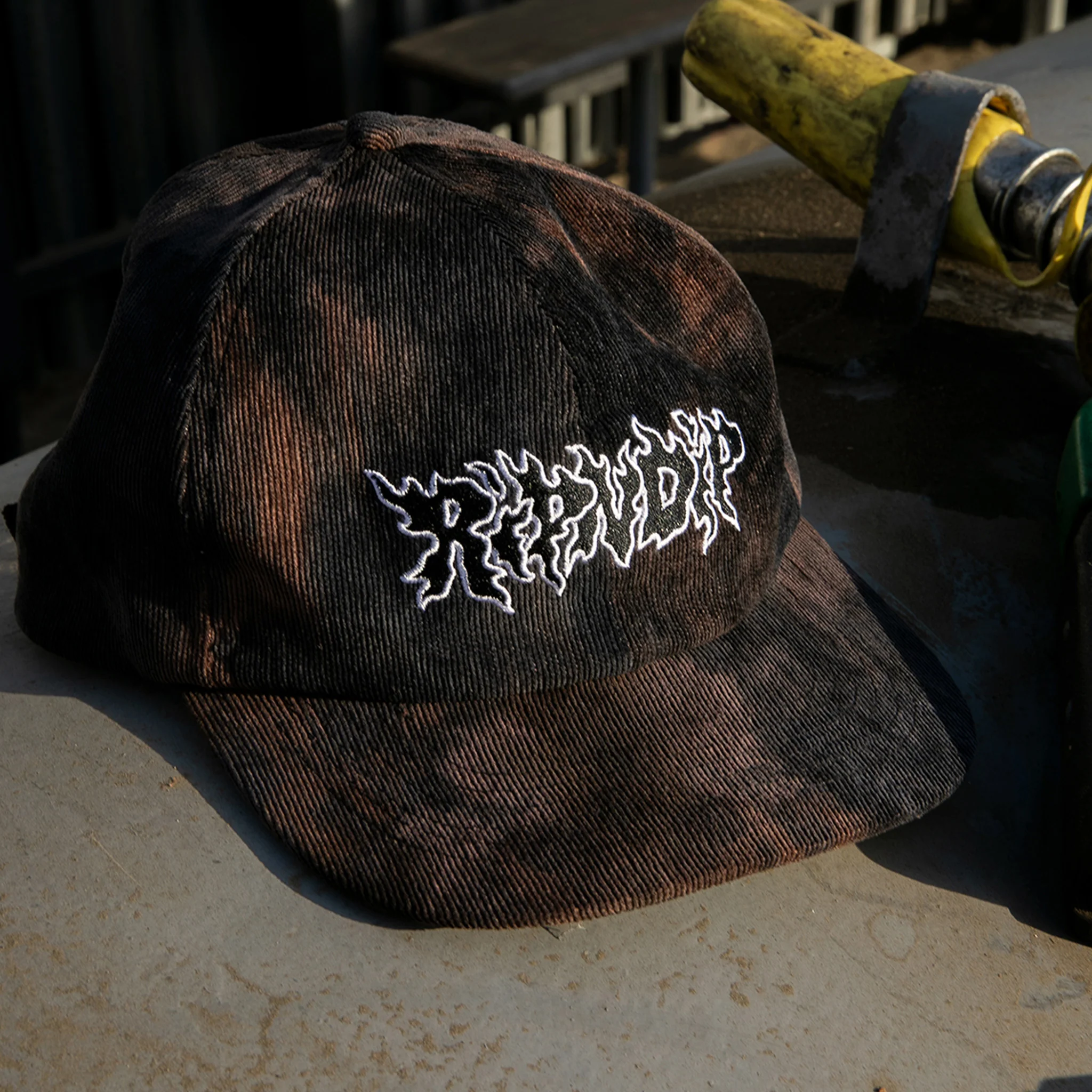 Blaze 6 Panel (Black/Peach/Purple) - Image 3