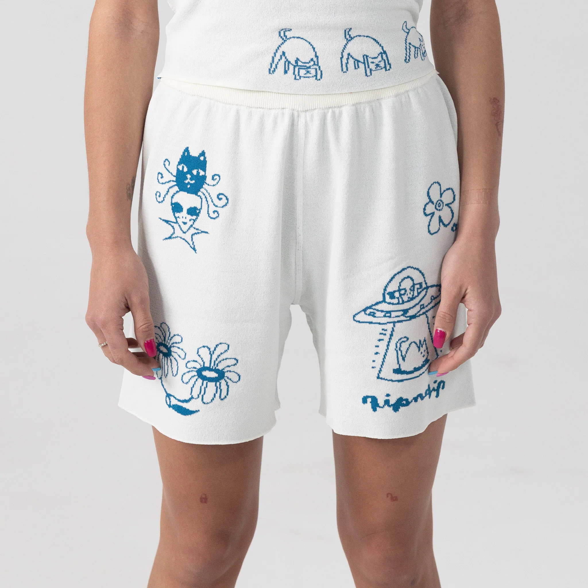 Blonded Knit Reversible Womens Shorts (Off White) - Image 3