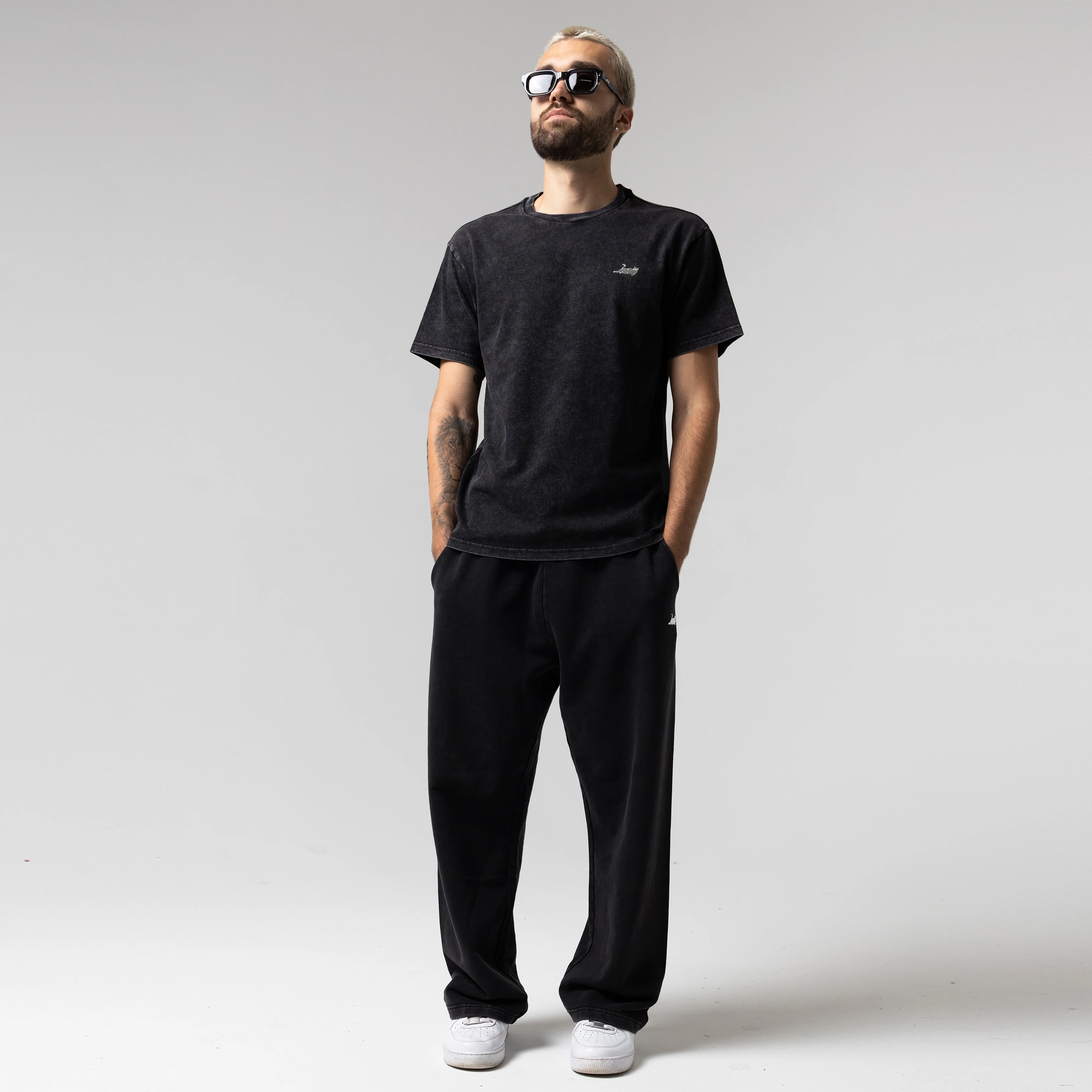 Castanza Short Sleeve Tee (Black Vintage Wash) - Image 6