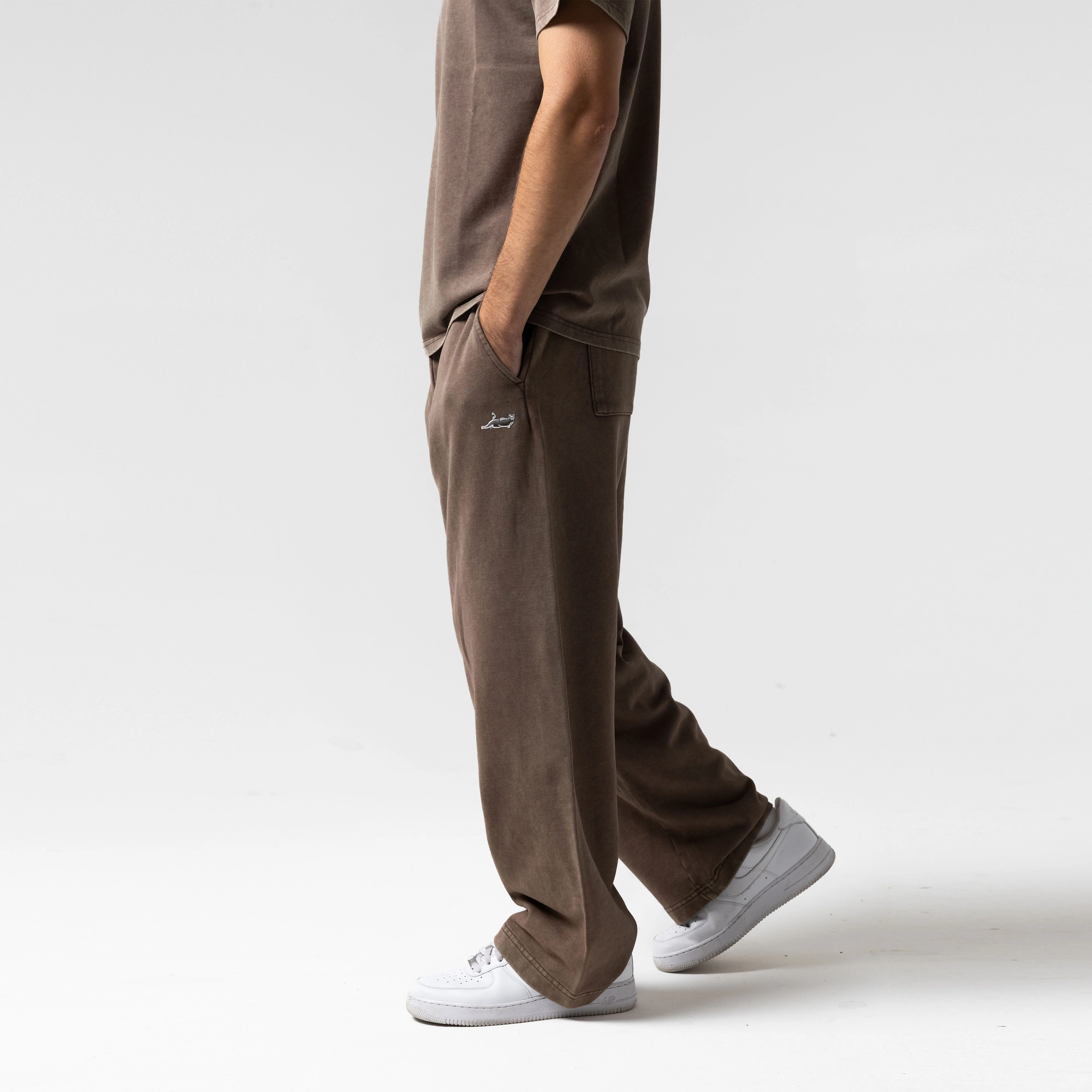Castanza Straight Leg Sweatpants (Brown Vintage Wash) - Image 6