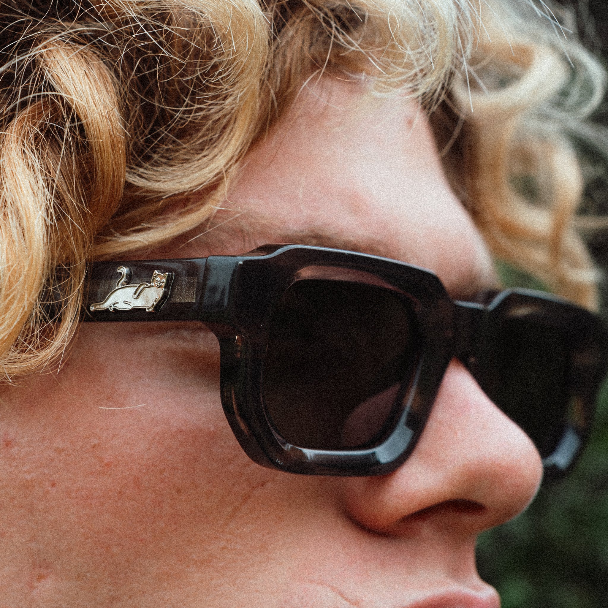 Catstanza Sunglasses (Grey / Dark Slate) - Image 4