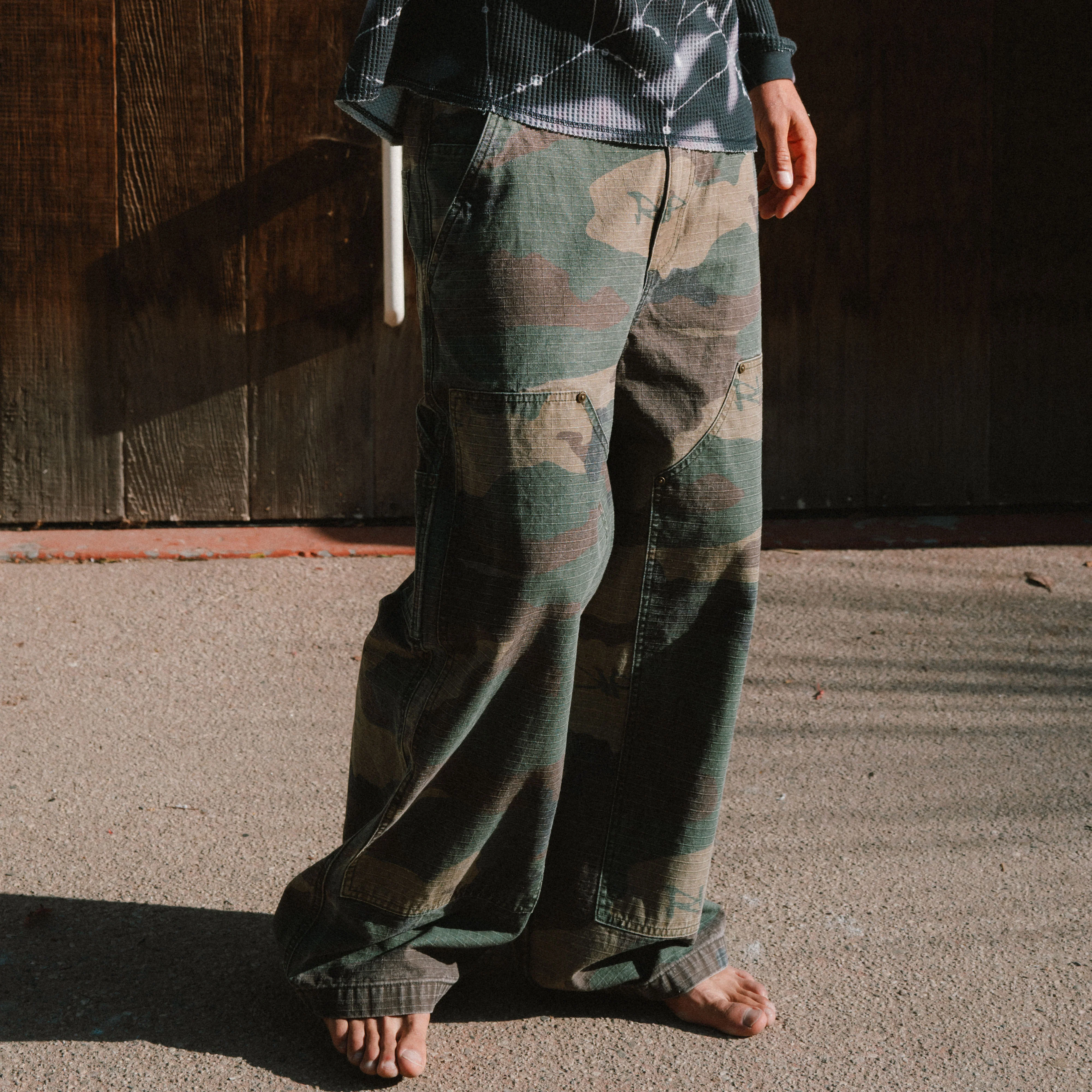 Claws Camo Extra Wide Fit Carpenter Pants (Multi) - Image 3
