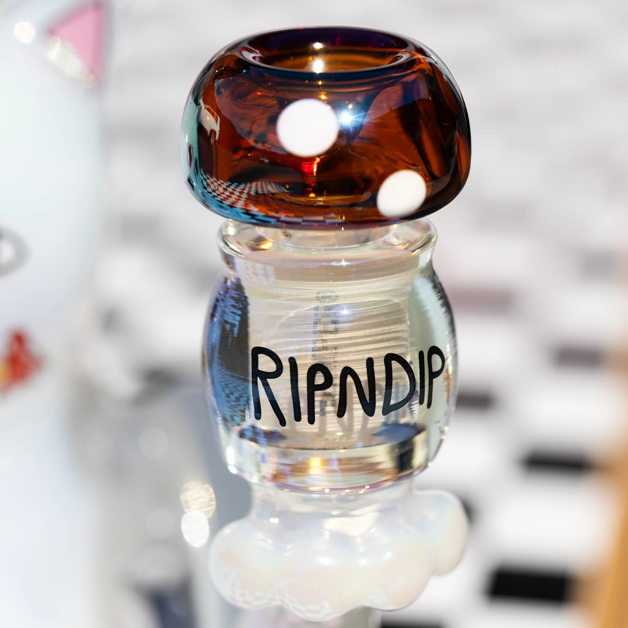 Hemper Enlightened Nermal Waterpipe (White) - Image 7