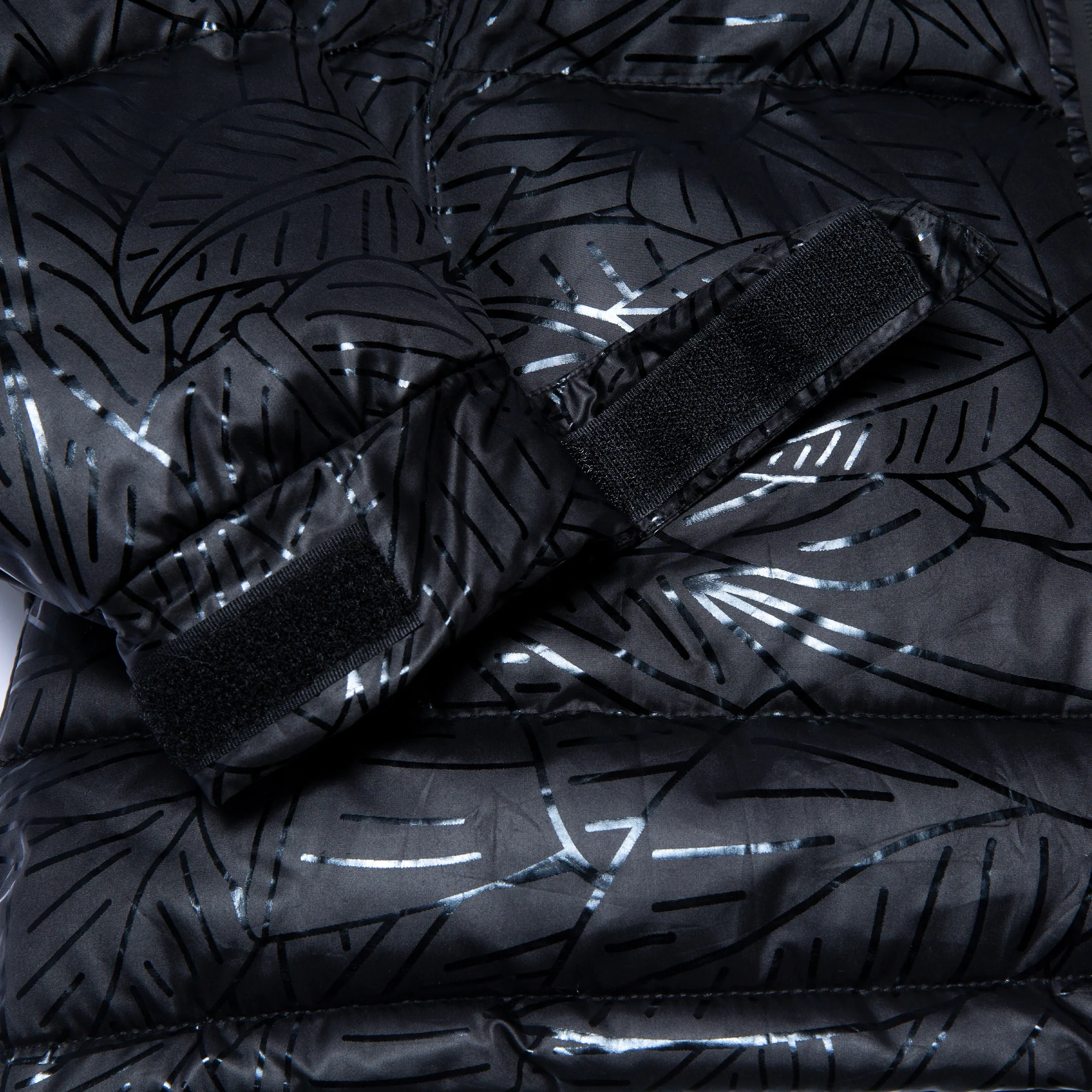 Griffith Hooded Puffer Jacket (Black) - Image 9