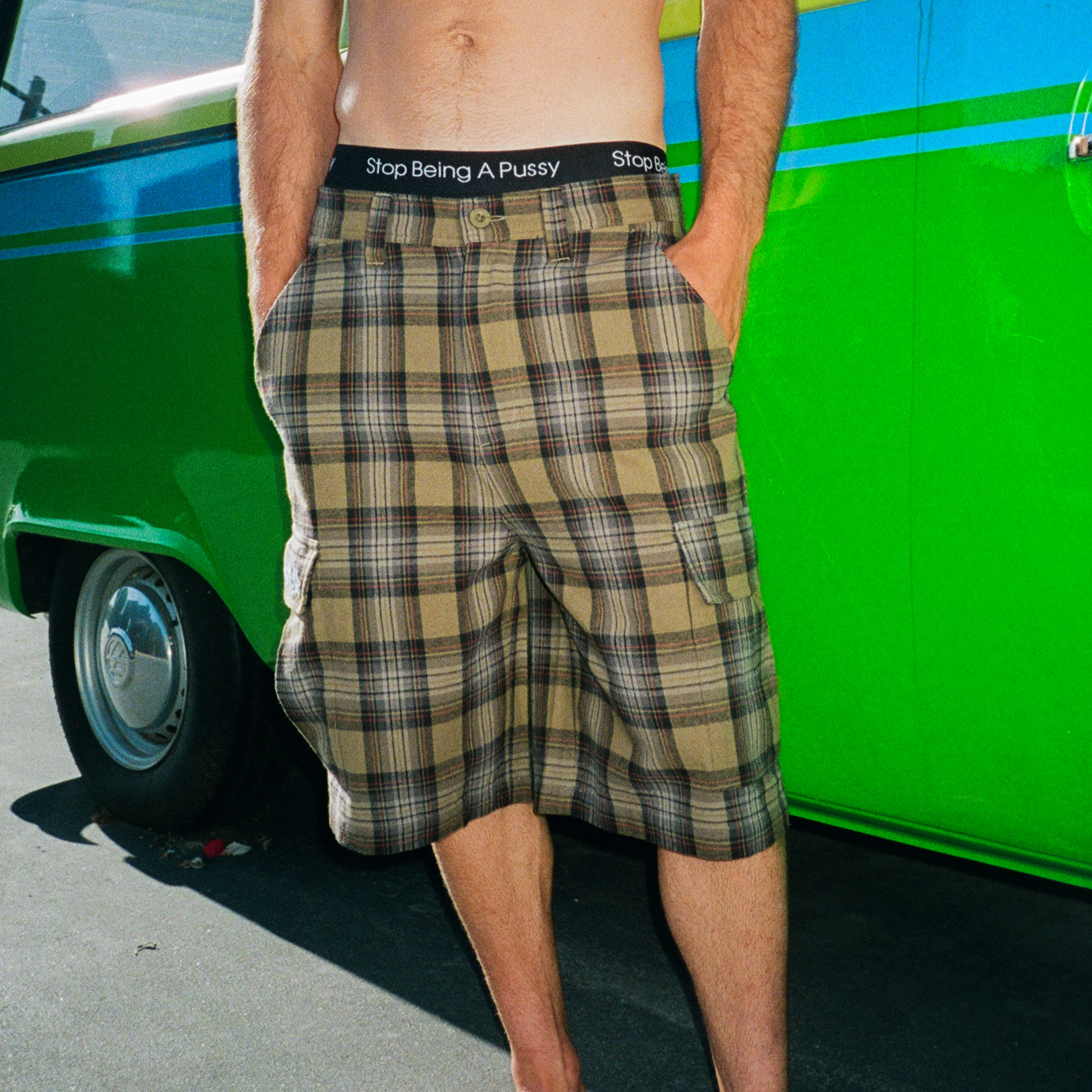 Hansen Wide Fit Cargo Shorts (Olive Plaid) - Image 2