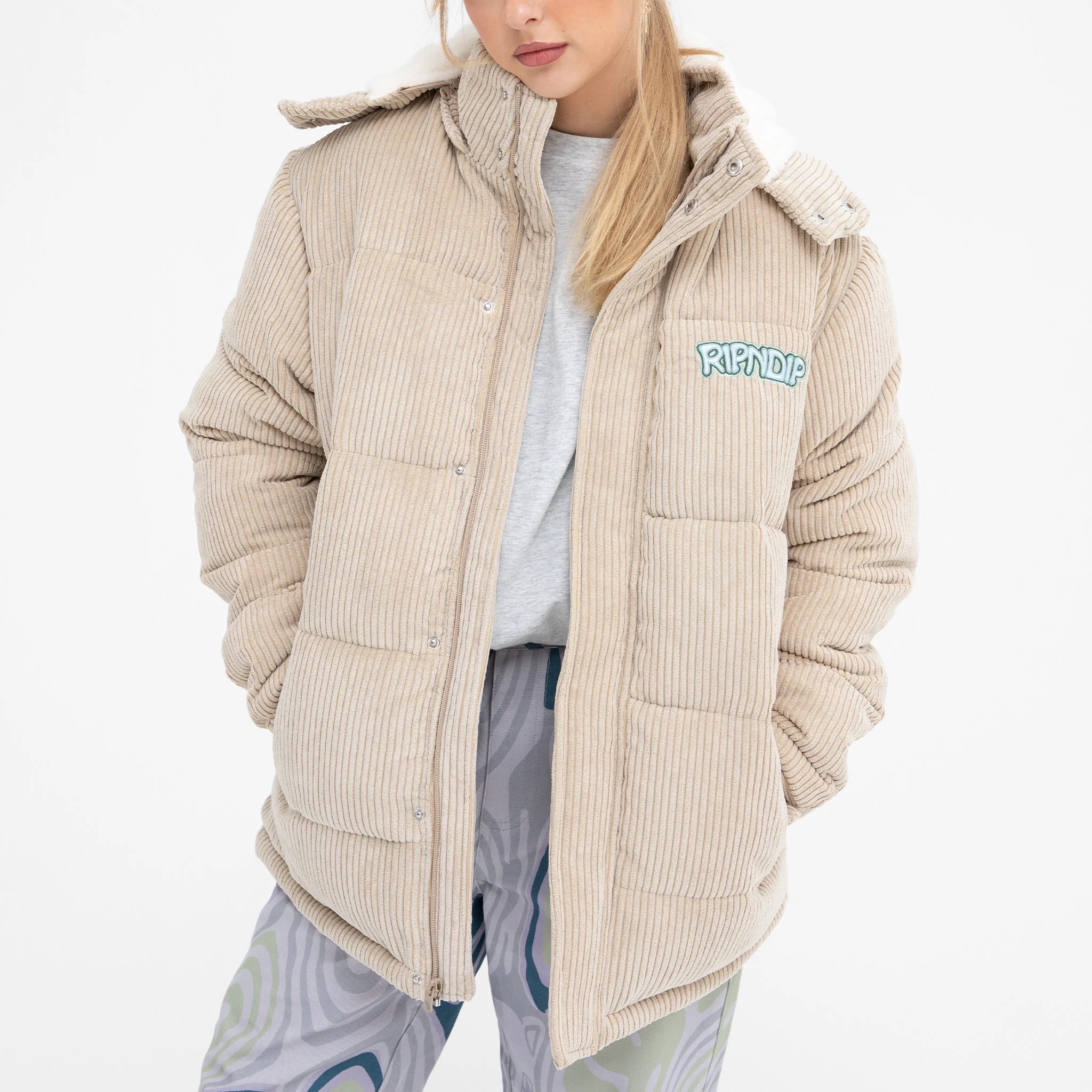 Intertwined Corduroy Puffer Jacket (Khaki) - Image 3