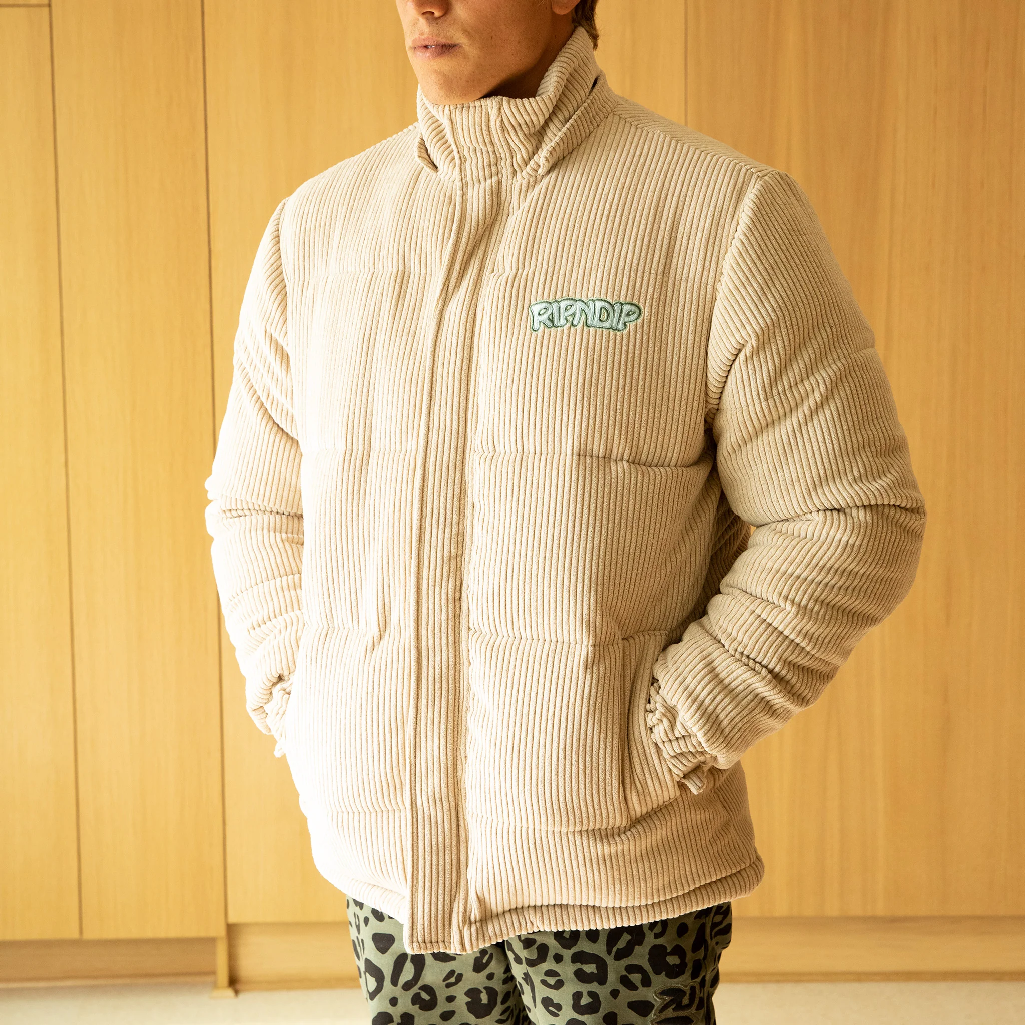 Intertwined Corduroy Puffer Jacket (Khaki) - Image 5