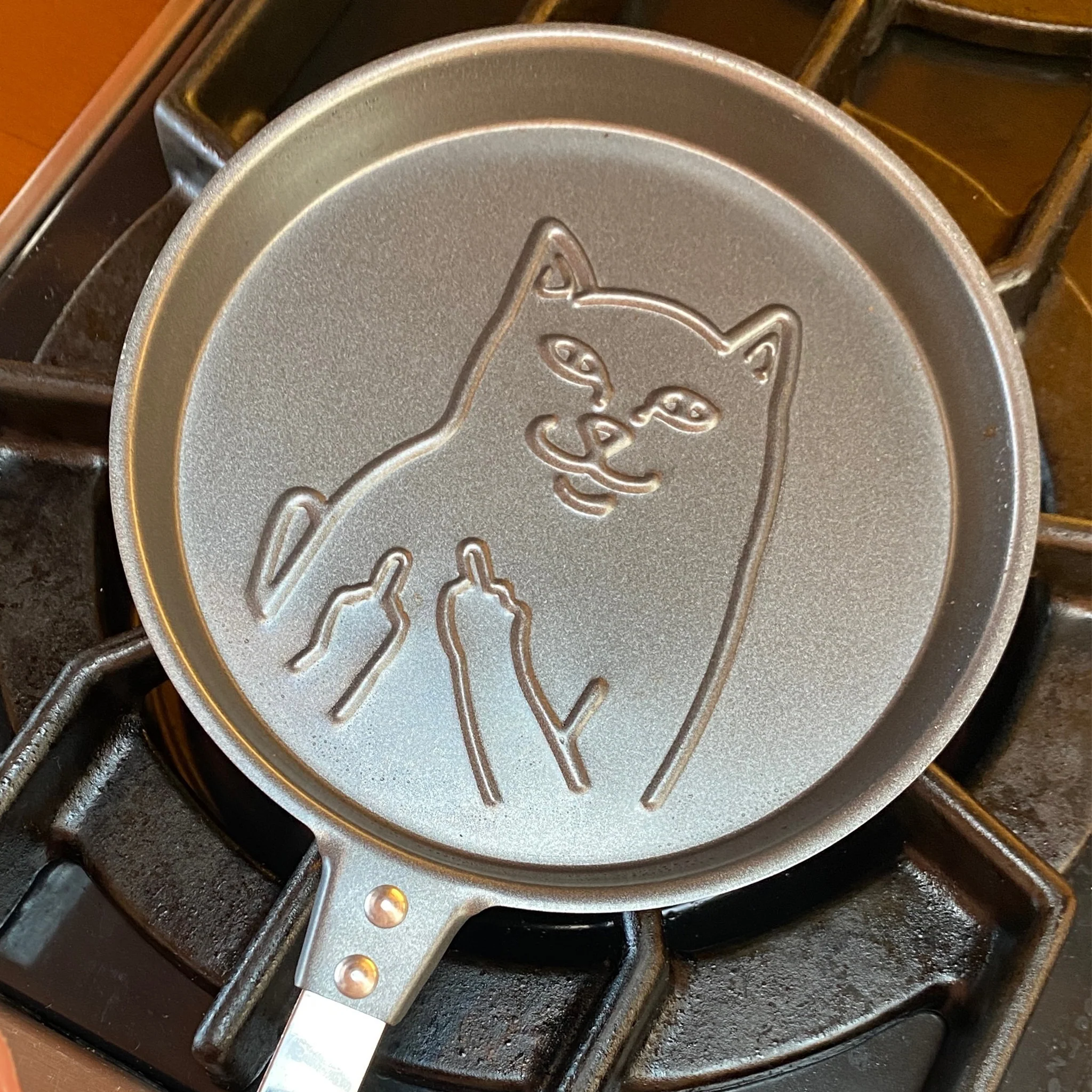 Lord Nermal Pancake Pan (Black) - Image 4