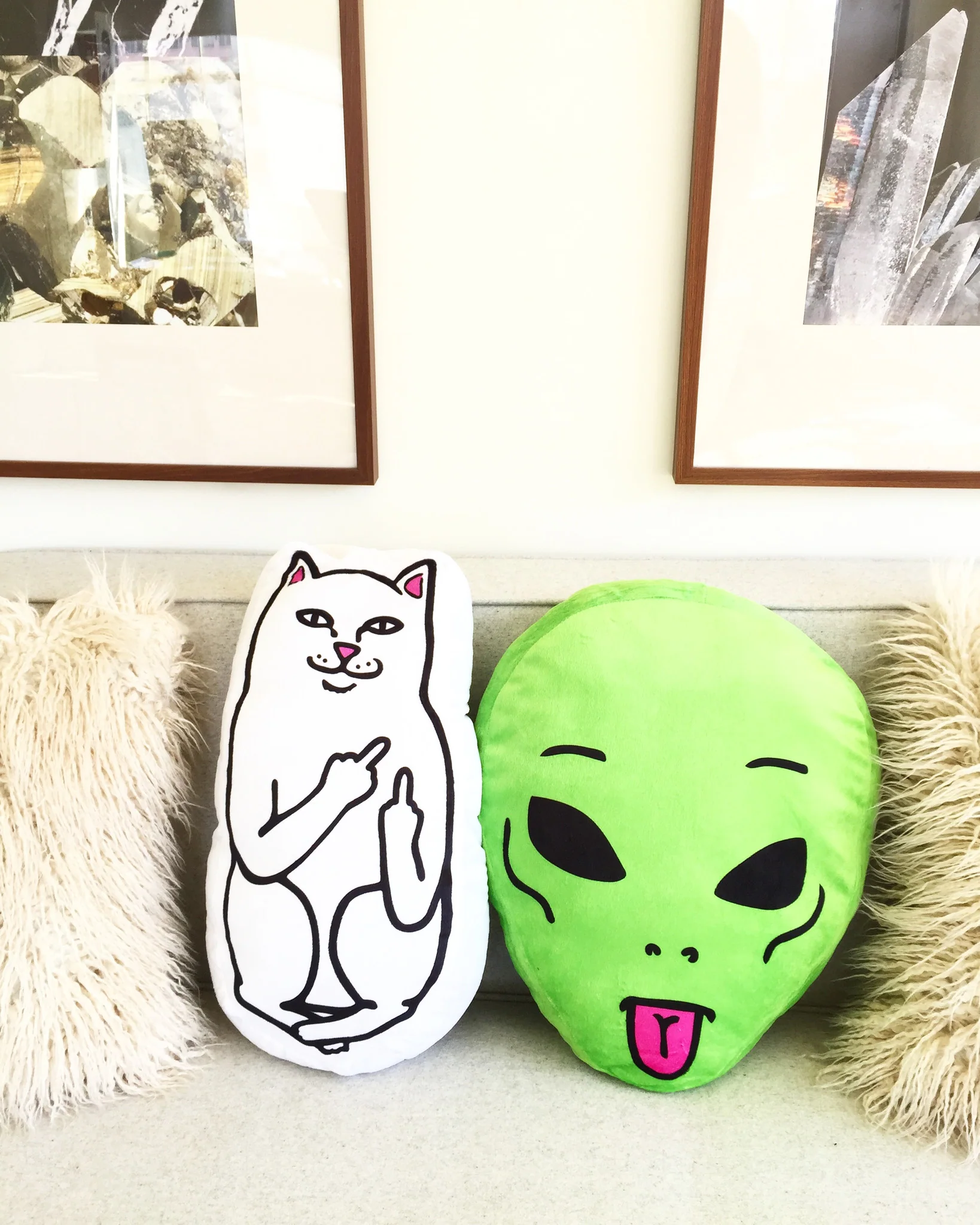Lord Nermal Pillow - Image 7