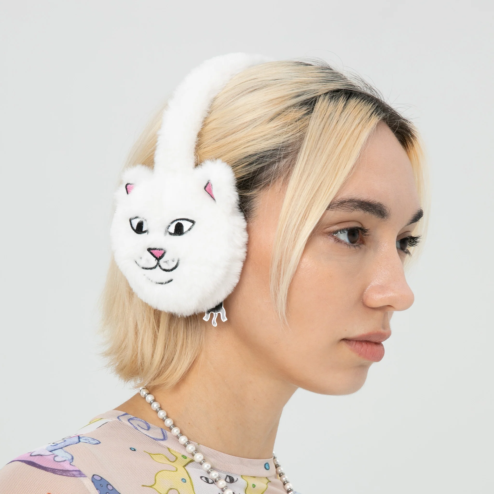 Lord Nermal Sherpa Earmuffs (White) - Image 3