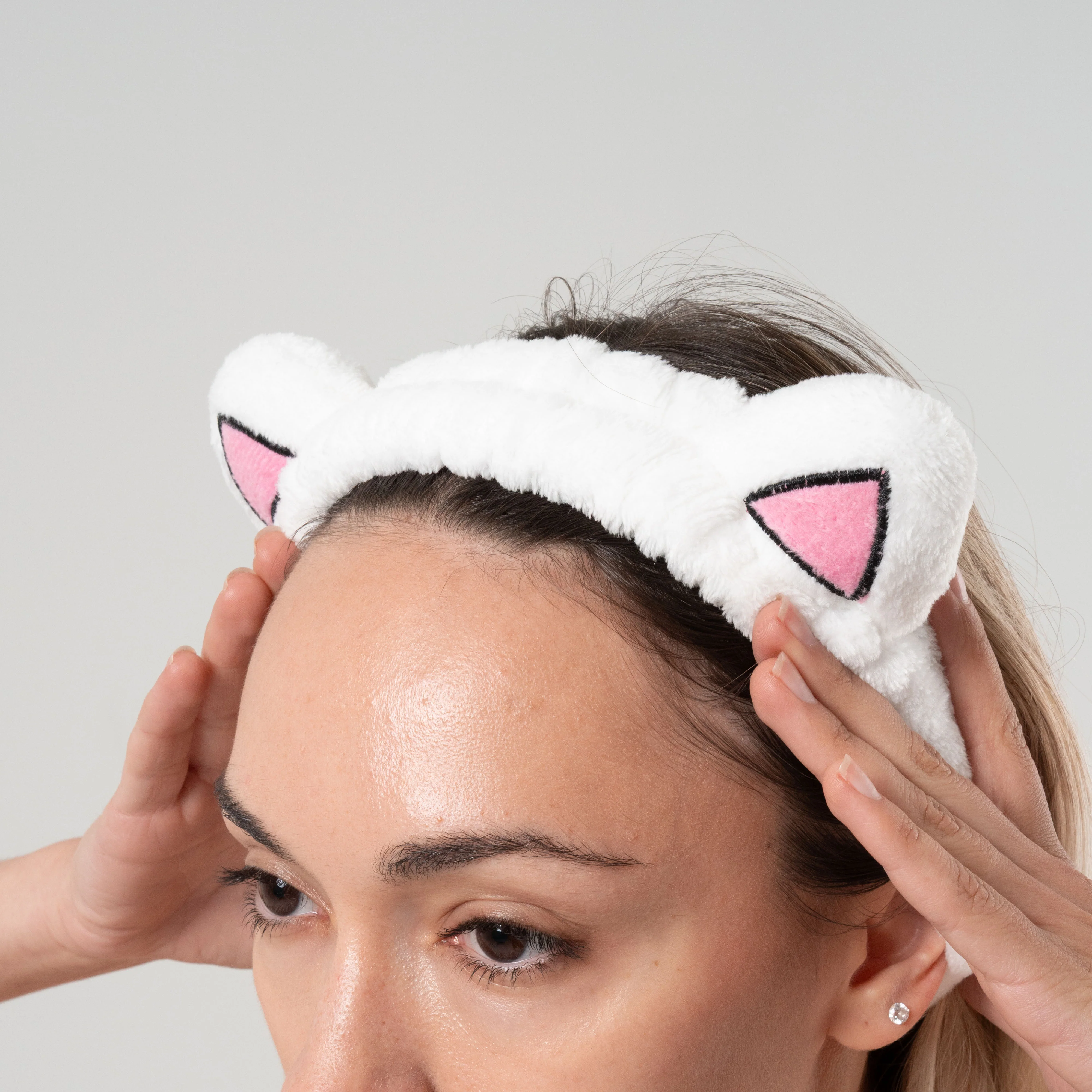 Lord Nermal Skincare Headband (White) - Image 3