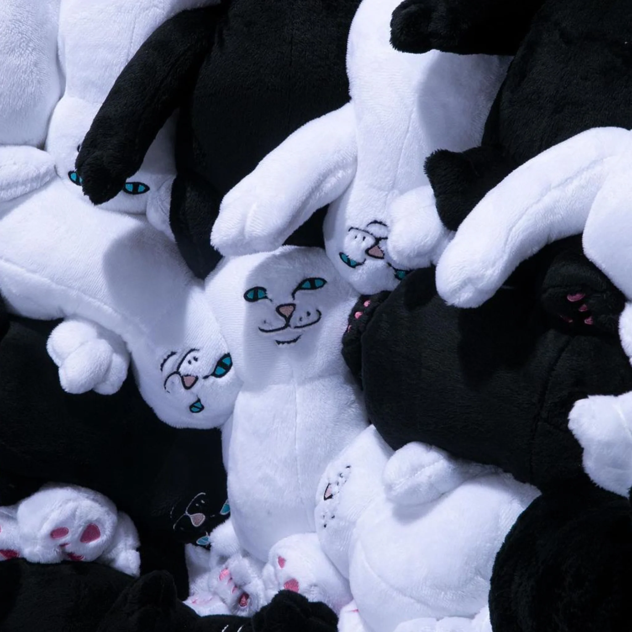 Nerm and Jerm Plush Chair - Image 2