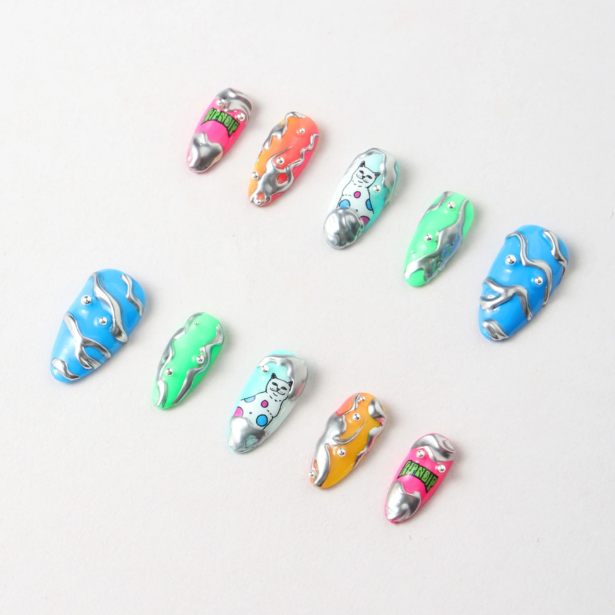 Psychedelic Handmade Nail Set - Image 5
