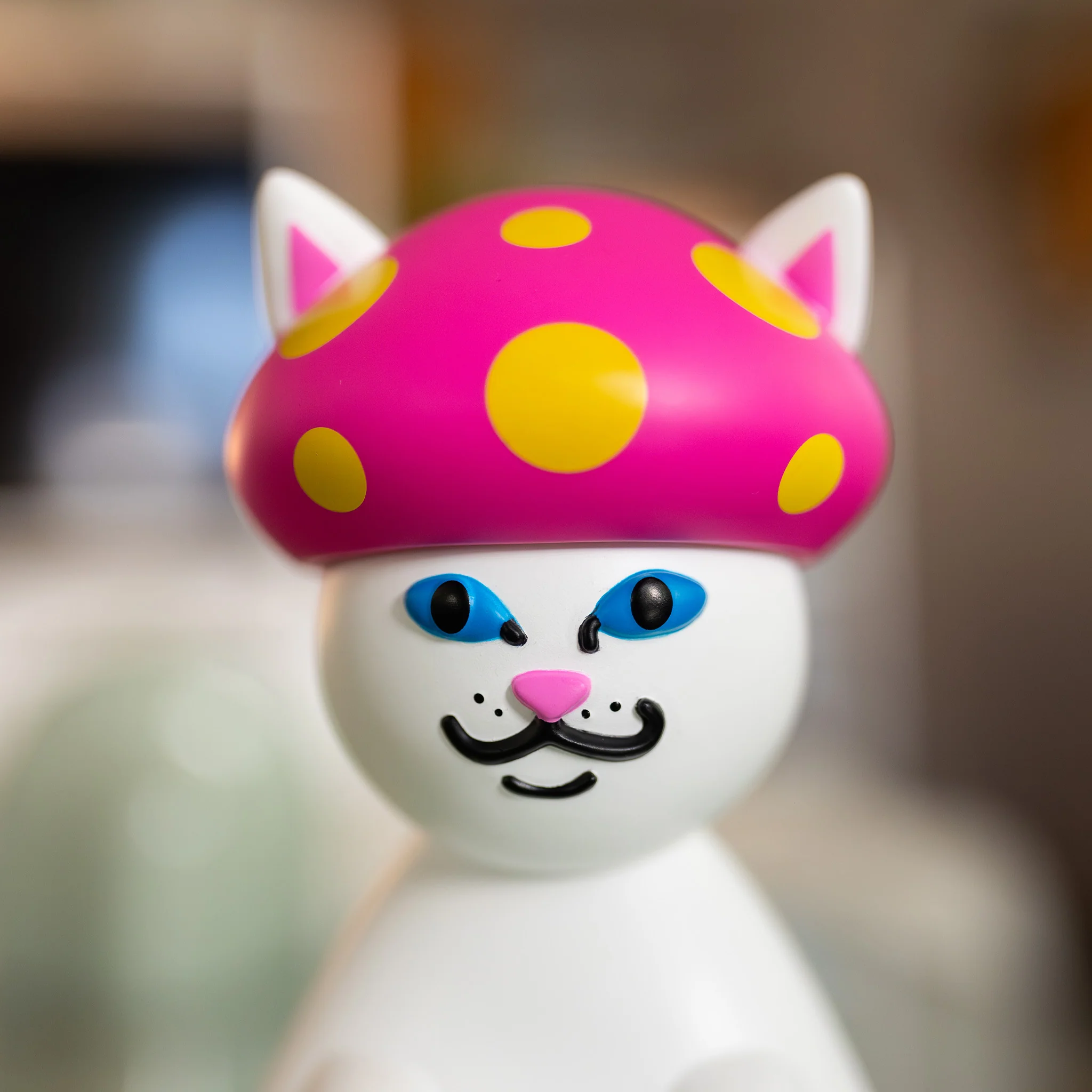 Psychedelic Nerm Grinder (White) - Image 6