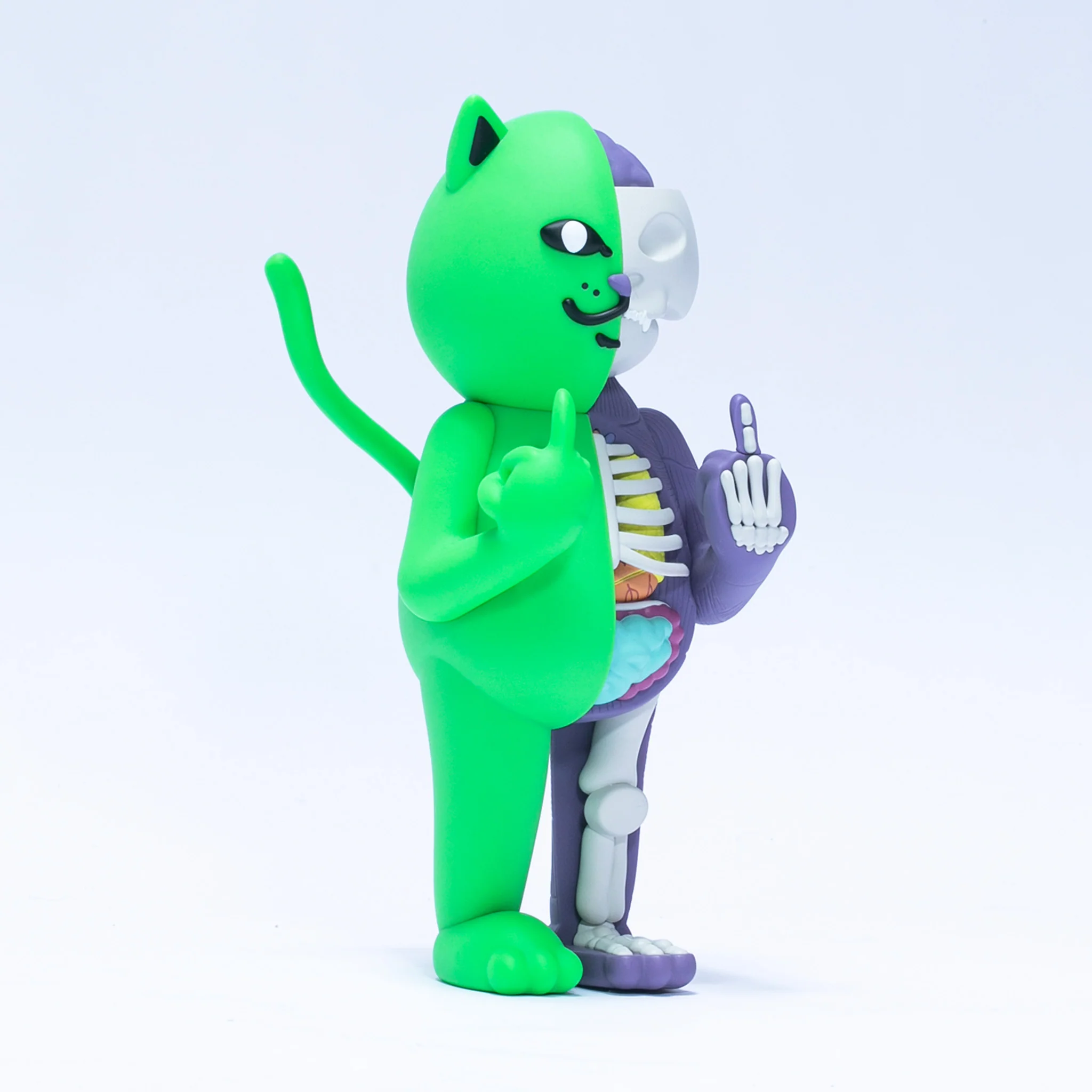 R Nerm Æ-09 Vinyl Figure - Image 7