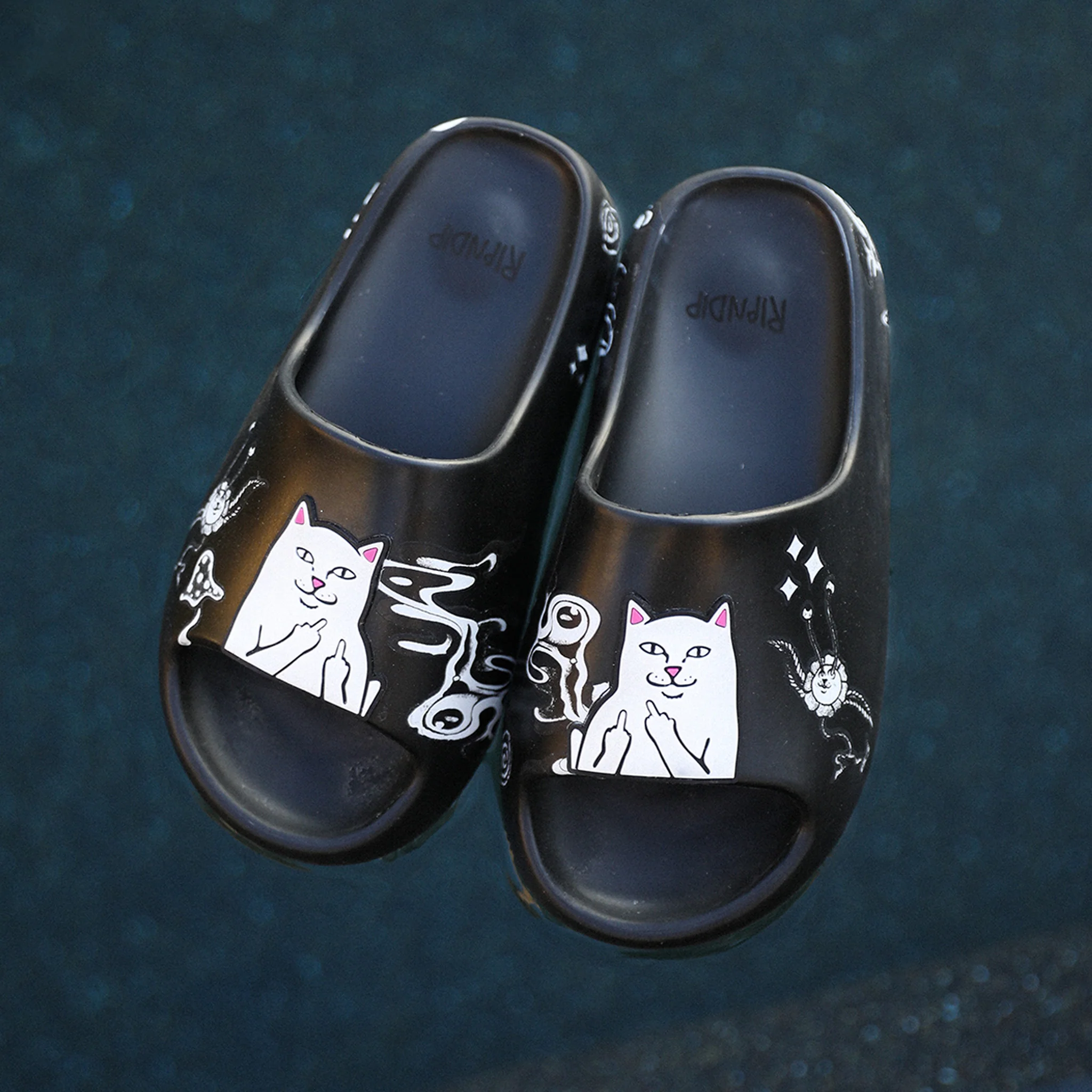 Space Walk Cloud Slides (Black) - Image 3