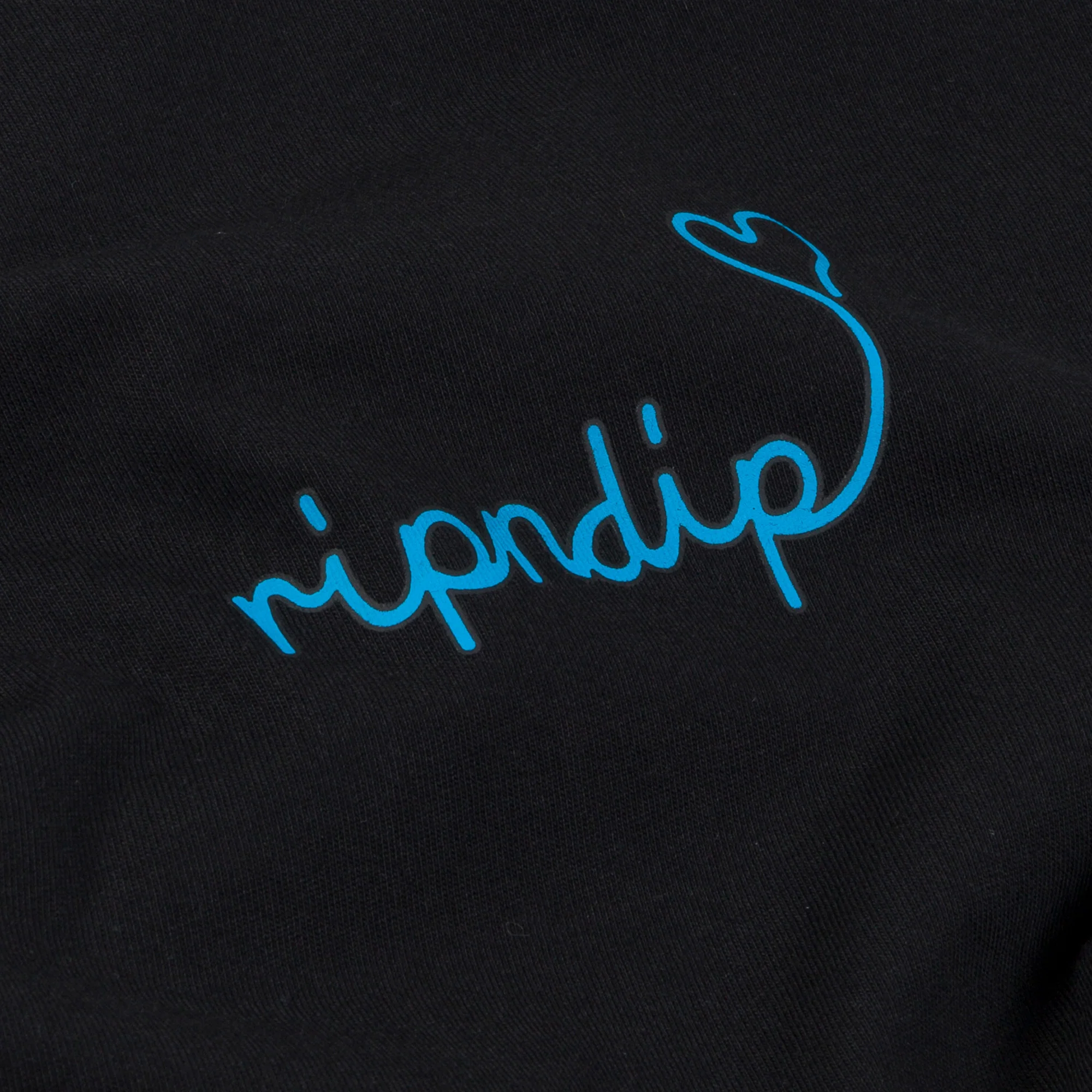 Threads Tee (Black) - Image 4