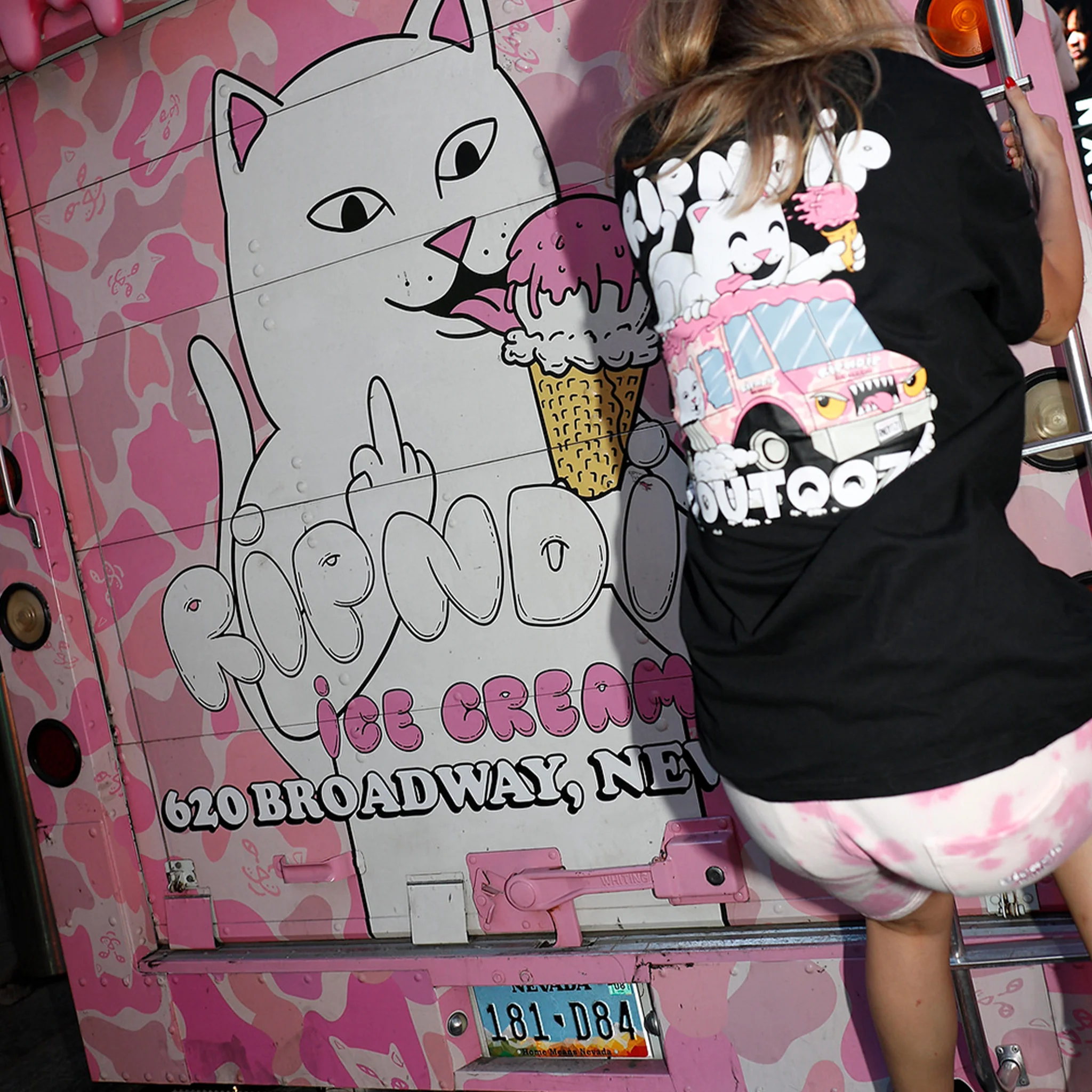Youtooz Crazy Cream Truck Tee (Black) - Image 3